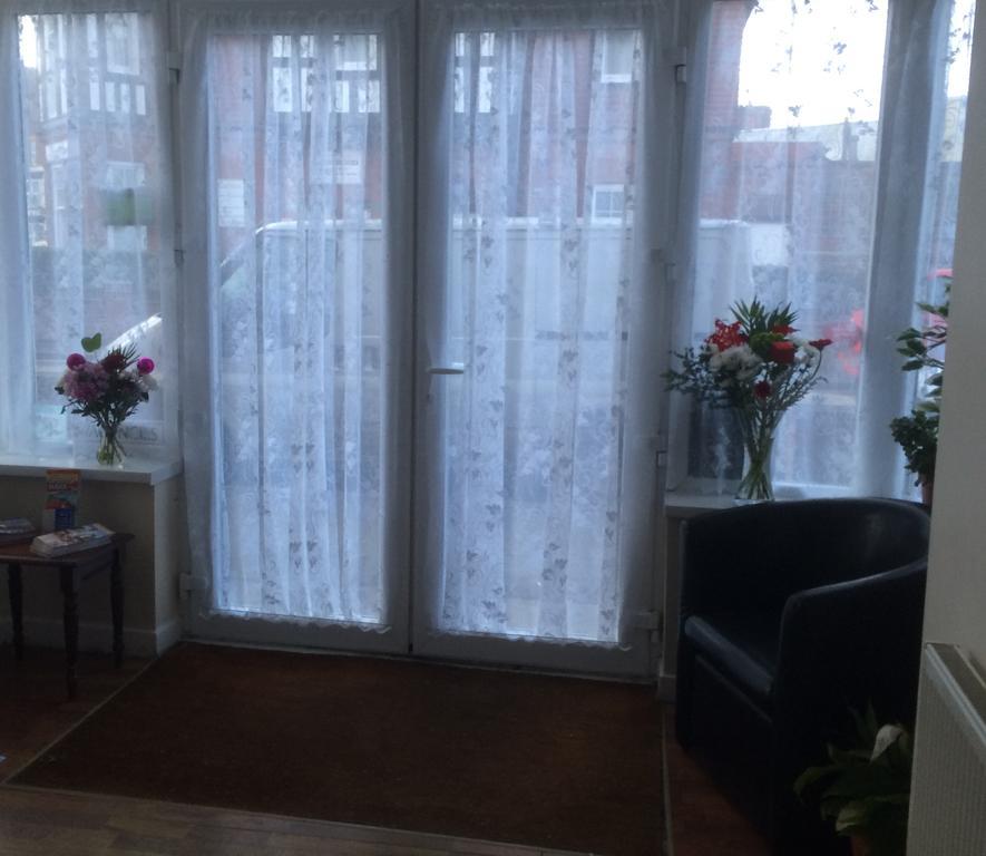 ברידלינגטון Chatley Court Guest House מראה חיצוני תמונה