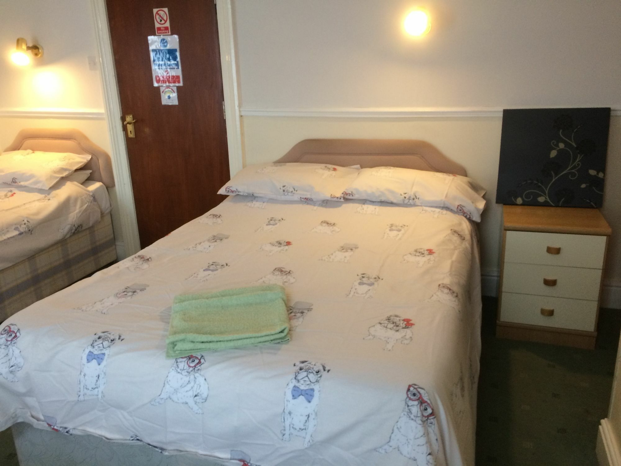 ברידלינגטון Chatley Court Guest House מראה חיצוני תמונה